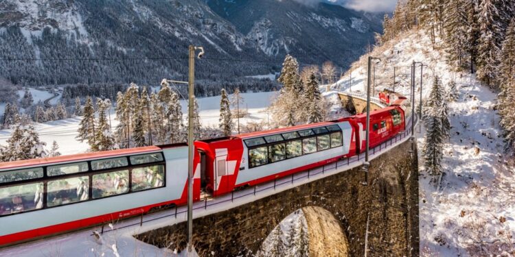 Disfruta de los mejores viajes en tren de todo el mundo