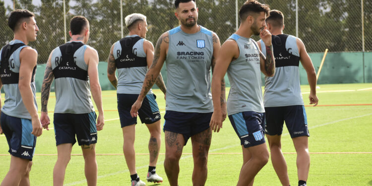 El volante Edwin Cardona se reintegró a los entrenamientos pensando en las competencias de la temporada 2023