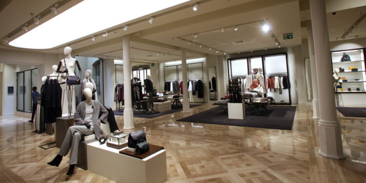 El 80% de las firmas de moda en España prevé subir precios en 2023