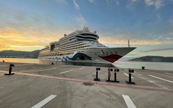 El Puerto de Cartagena inicia la temporada de cruceros este mes