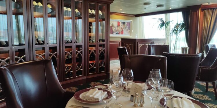 Dentro de los diferenciales de Oceania Cruises se destacan el estilo