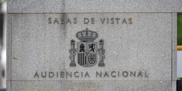 El ex director comercial de DEFEX niega dádivas o beneficios a funcionarios cameruneses para hacerse con contratos