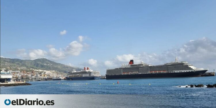 El tráfico de pasajeros en buques de crucero en el Puerto de la capital subió un 127,71% en 2022 y el movimiento de mercancías bajó un 9,11%