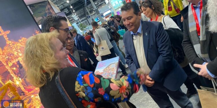 En España, fortalece Michoacán citas de negocios, a la par de atención al público en la FITUR