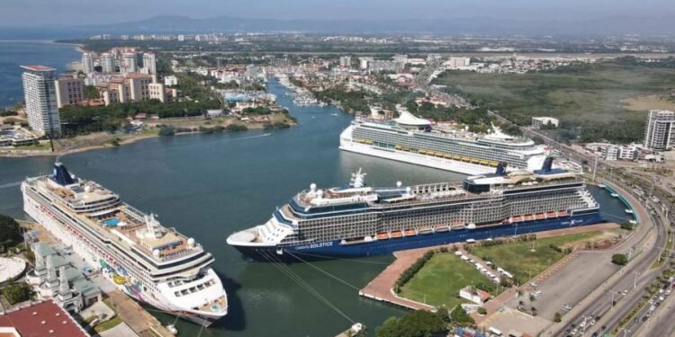 En enero, arribarán 30 cruceros a Puerto Vallarta
