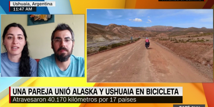 Esta pareja pedaleó desde Alaska hasta Argentina en bicicleta