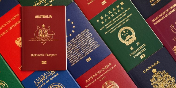 Son varios pasaportes los que te dan acceso a más de 180 países sin visa.