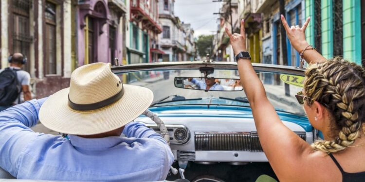 Estos son los destinos más deseados para viajar en 2023 y (solo) uno está en España