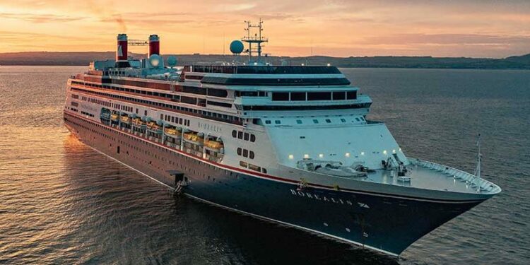 Fred. Olsen ofrece viajes a bordo de cruceros pequeños en 2023 desde Reino Unido