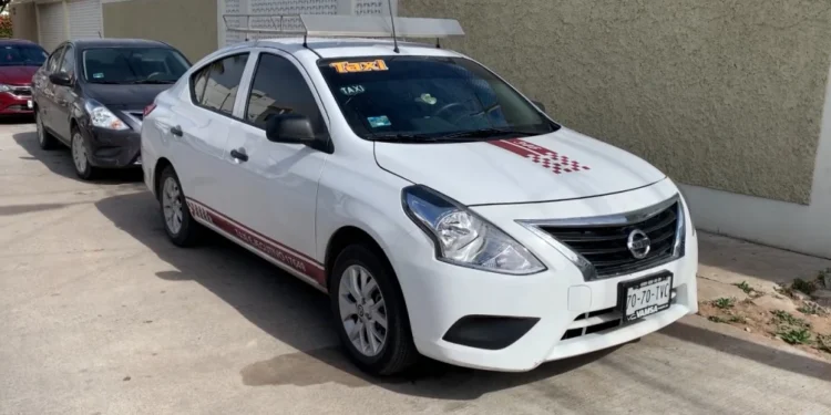 Gracias a cruceros, taxis rojos de Mazatlán han mejorado su economía