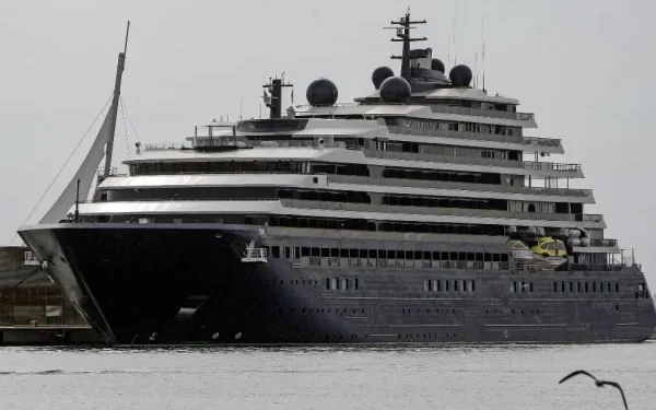 Hong Kong recibió al primer crucero desde el comienzo de la pandemia