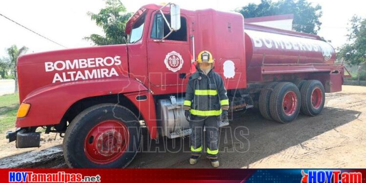 Hoy Tamaulipas - Tamaulipas Exhorta H. Cuerpo de Bomberos de Altamira a respetar senialetica en cruceros ferroviarios