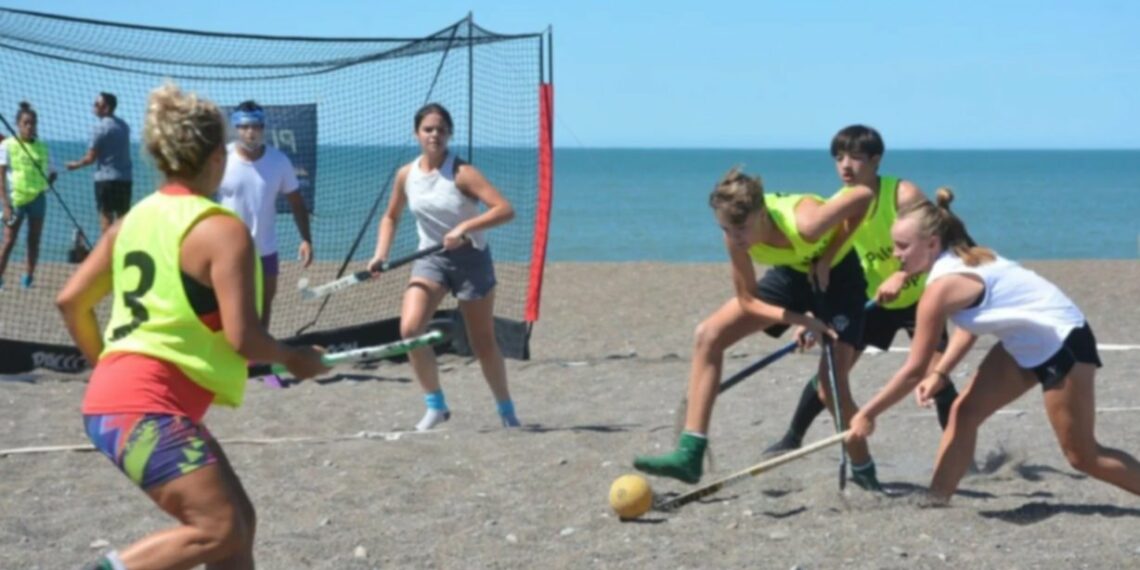 Hoy arranca el beach hockey en Playa Unión