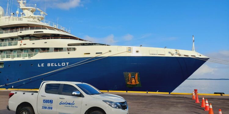 Ingresa a Guatemala el primer crucero de turistas de 2023