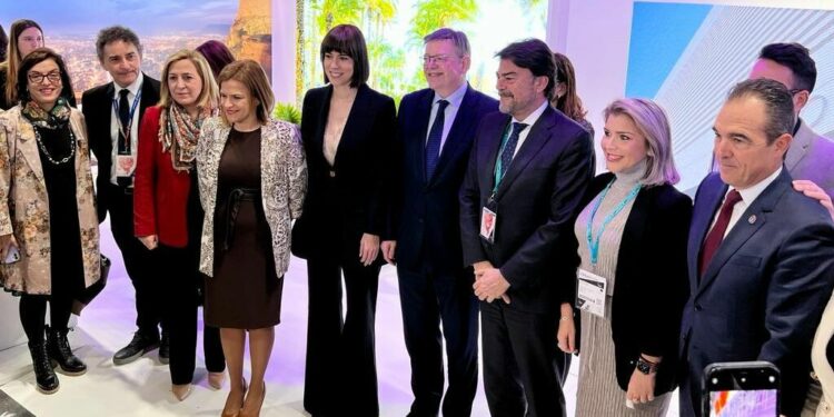 La gala de los Soles Repsol, el turismo inteligente y la oferta nutica centran la agenda de Alicante en Fitur