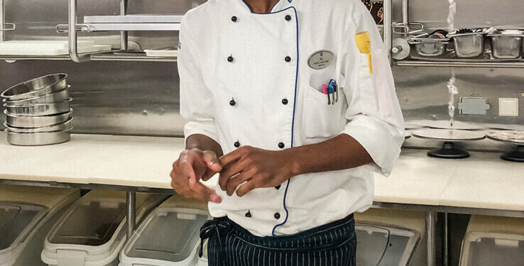 El equipo de las cocinas de un crucero cuenta con más de 300 chefs. Foto: Iker Jáuregui.