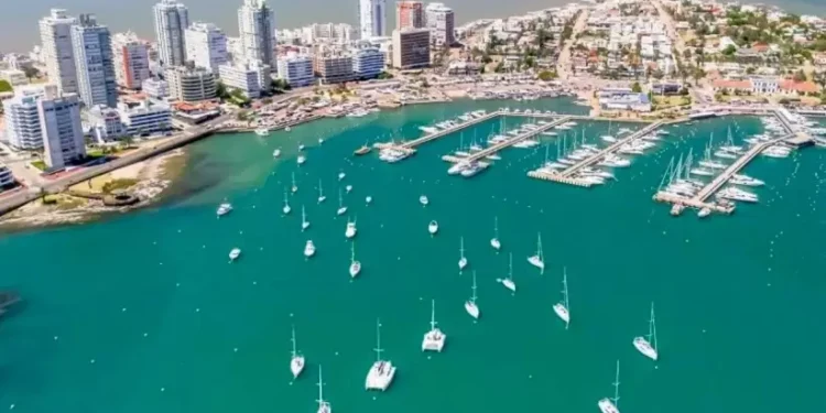 turismo uruguay punta del este puerto aerea