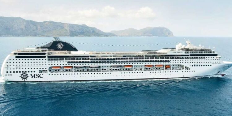 Llega a Ceuta el primer crucero de esta temporada con 3.000 personas a bordo