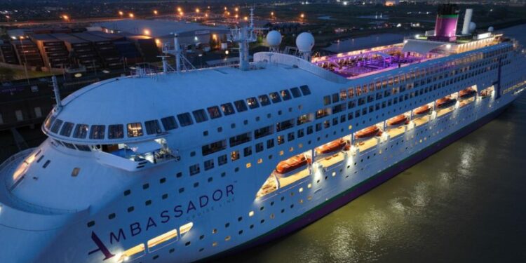 Llega a Cuba el Segundo Crucero de la Actual Temporada Alta del Turismo