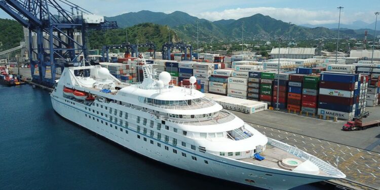 Llega a Santa Marta el Star Legend, el tercer crucero de visita este mes