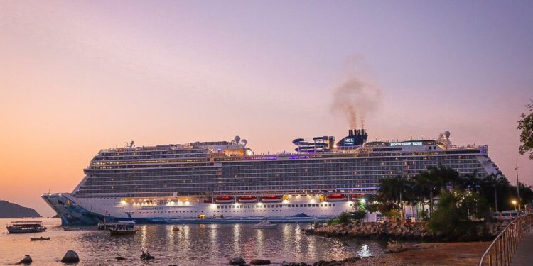 Llega el tercer crucero del año a Acapulco, se consolida como destino ideal para el turismo 