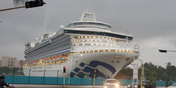 Los 186 cruceros que llegaron a Vallarta en 2022 dejan derrama de 900 mdp