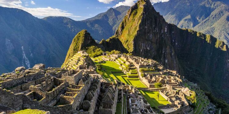 Machu Picchu | Suspenden servicios de trenes a Machu Picchu debido a protestas | Cusco | paro | protestas | turismo | tren | VAMOS