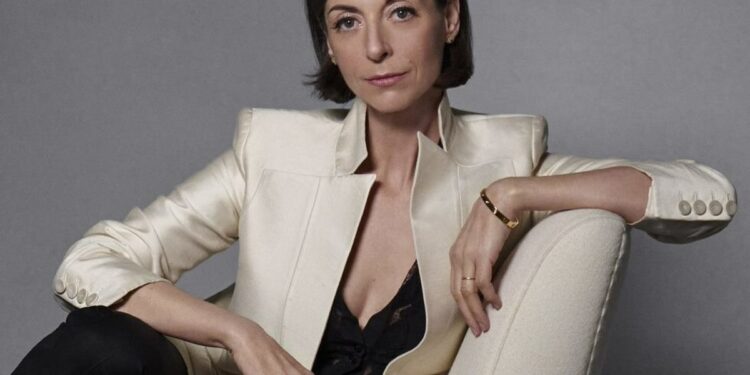 Mary McCartney celebra los 100 años de fotografía sobre las olas del mar