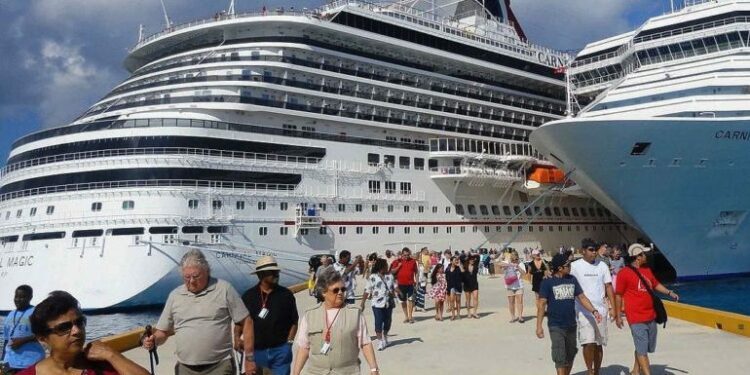 Ministerio de Trabajo anuncia "Jornada de Contratación para Cruceros"