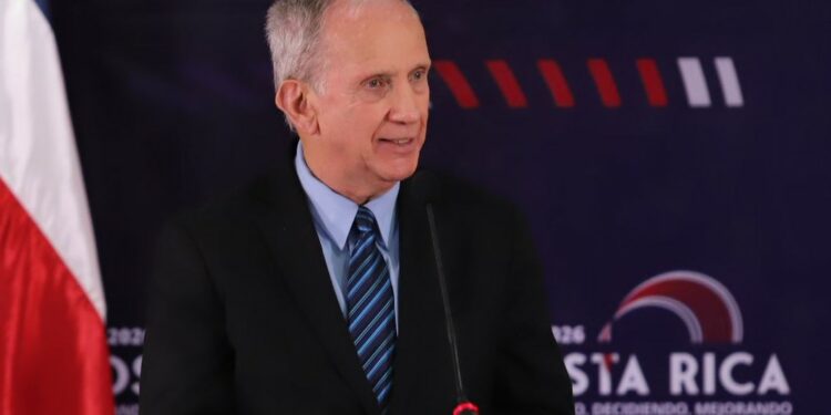 Ministro de Turismo asegura que no puede aceptar ‘totalmente’ que Costa Rica se considere un destino caro para vacacionar