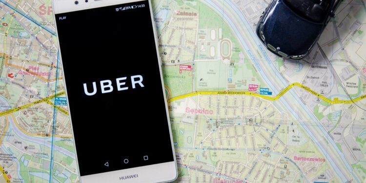 Operadores de Uber en Cancún ofrecerán viajes gratis mañana
