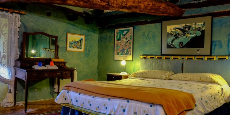 Habitación en la Casa Palacio de Riezu.