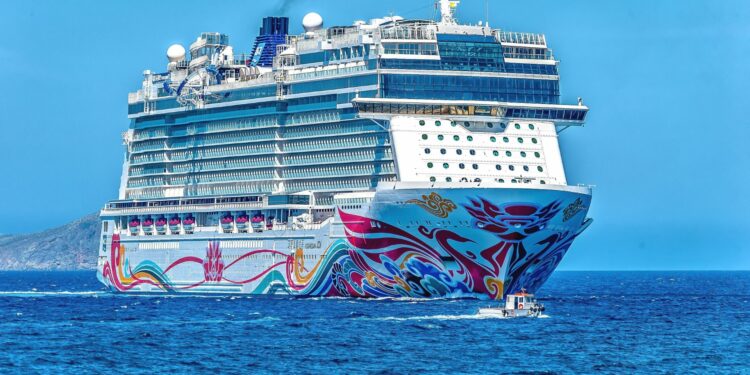 Prevén la llegada de 750 mil cruceristas a CSL este 2023