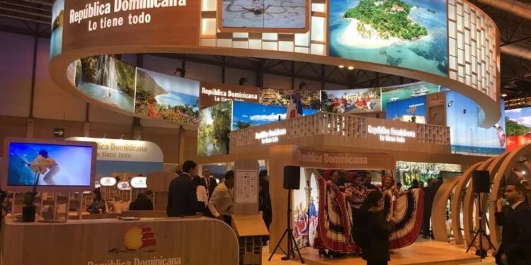 Turismo abre agenda FITUR con presentación a más de 200 agencias de viajes