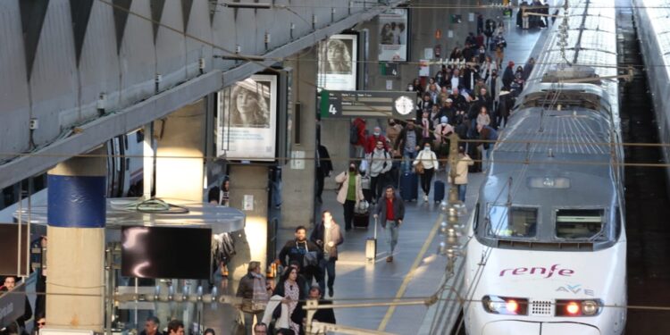 Renfe amplía la línea AVE entre Sevilla y Madrid con dos trenes más de lunes a jueves