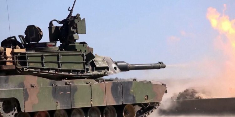 Rusia dispara 55 misiles de crucero en Ucrania después de que Biden aceptara enviar tanques M1 a ese país