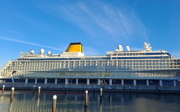 Spirit of Discovery es primer crucero de 2023 en Leixões