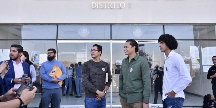 Tres estudiantes encarcelados por defender un parque en Jalisco