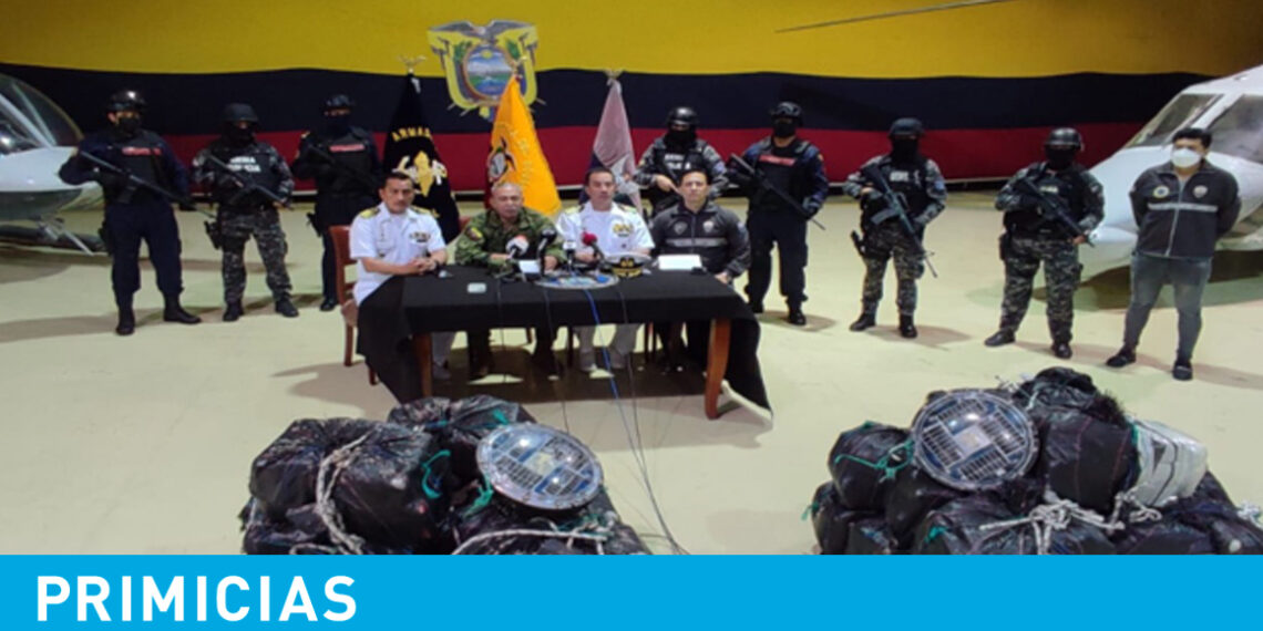 Una red de marinos vende información a narcos en Colombia y Ecuador