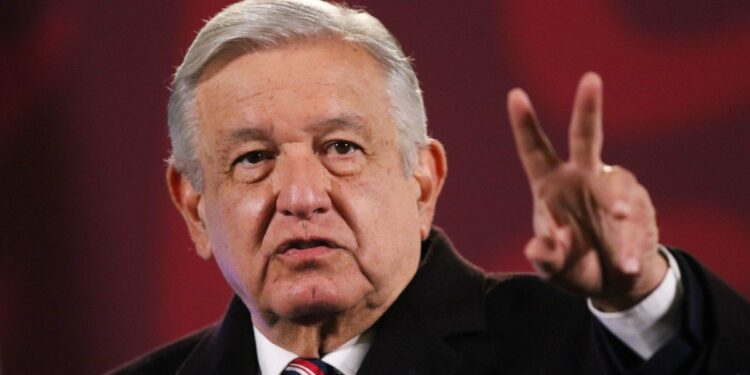 Video: Los viajes de AMLO en 2022