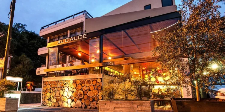 El restaurante Alcalde, del chef Francisco Ruano, celebra diez años de éxitos este 2023. Además de ser considerado el mejor restaurante de Guadalajara