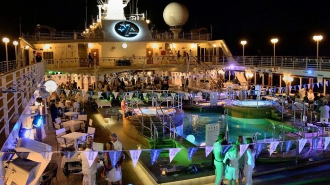 así es el crucero swinger que llegó al país