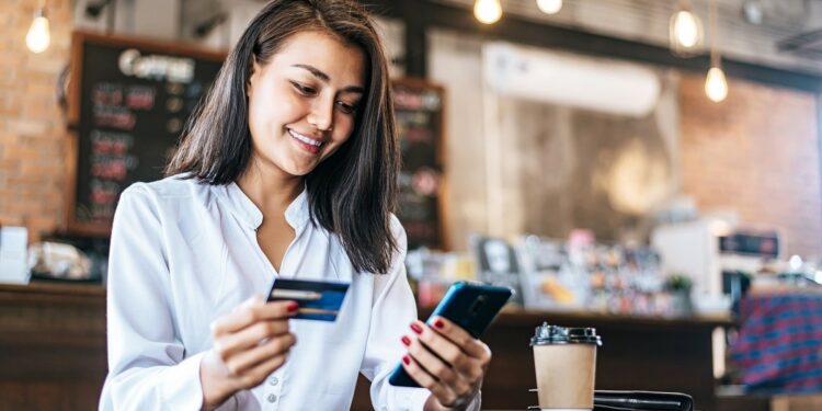 disfruta sus rebajas en Six Flags y viajes