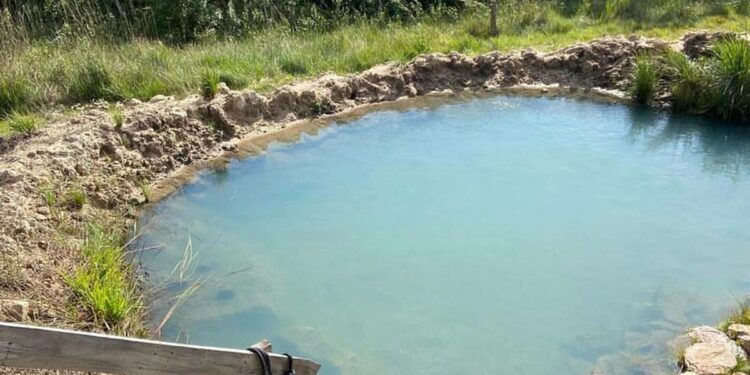 el rancho Las Marías se destaca por cabañas temáticas y un volcán medicinal