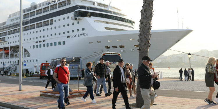 este martes realizará la segunda escala en el Puerto de...