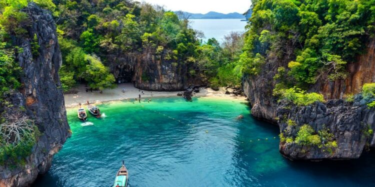 viajar a destinos lejanos es mejor para la salud