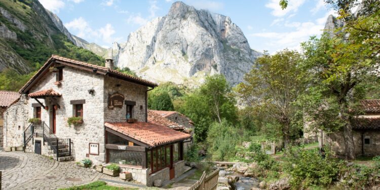 Pueblo de Bulnes en Asturias.