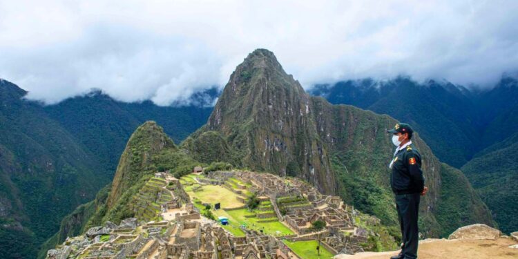 ¿Cancelar o no tu viaje a Perú?