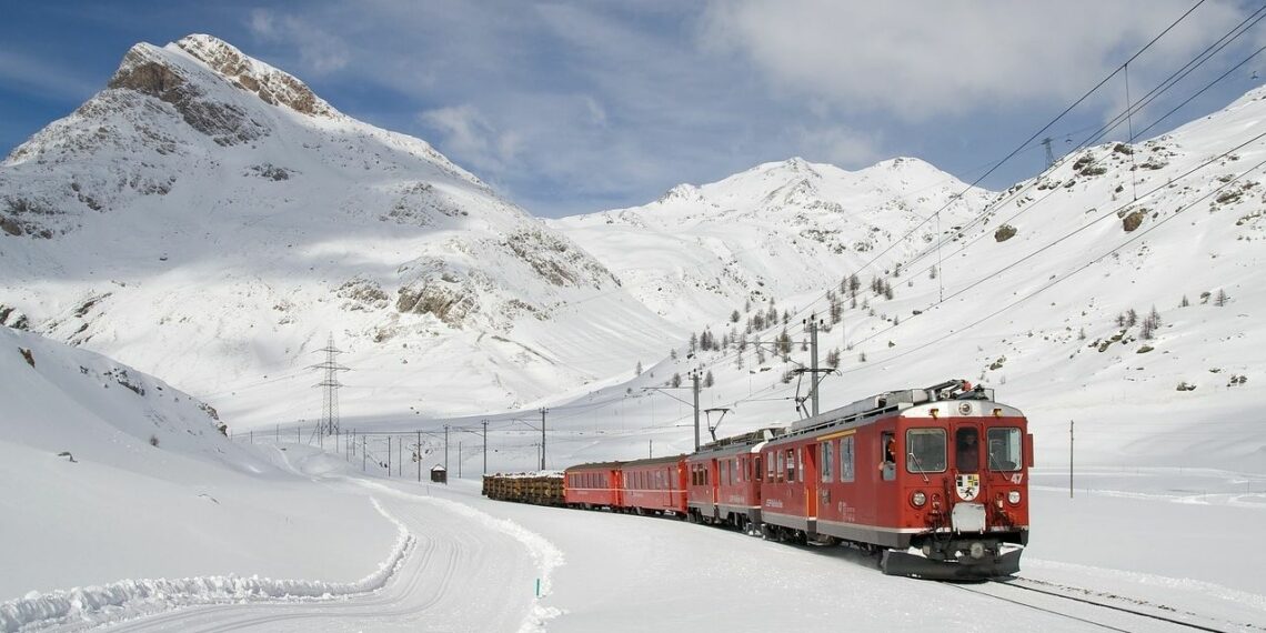 ¿Paisajes inolvidables? Conoce los viajes en tren más bonitos del mundo