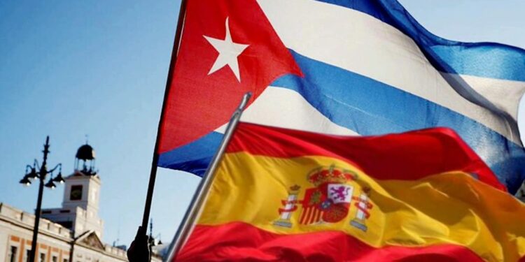 ¿Por qué tantos extranjeros se mudan a España?